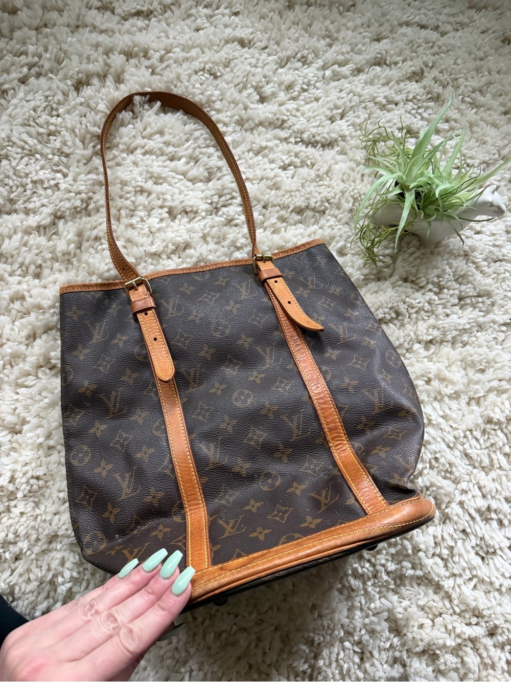 Louis Vuitton Brown Monogram Canvas Tote with Vachetta Handles and Round Base - Picture 6 of 12